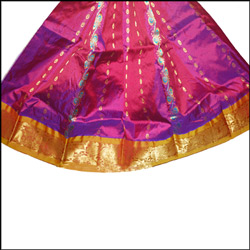 Click Here For Bigger Zoom - Majenta Color Pattu Parikine with Blouse SSM-5